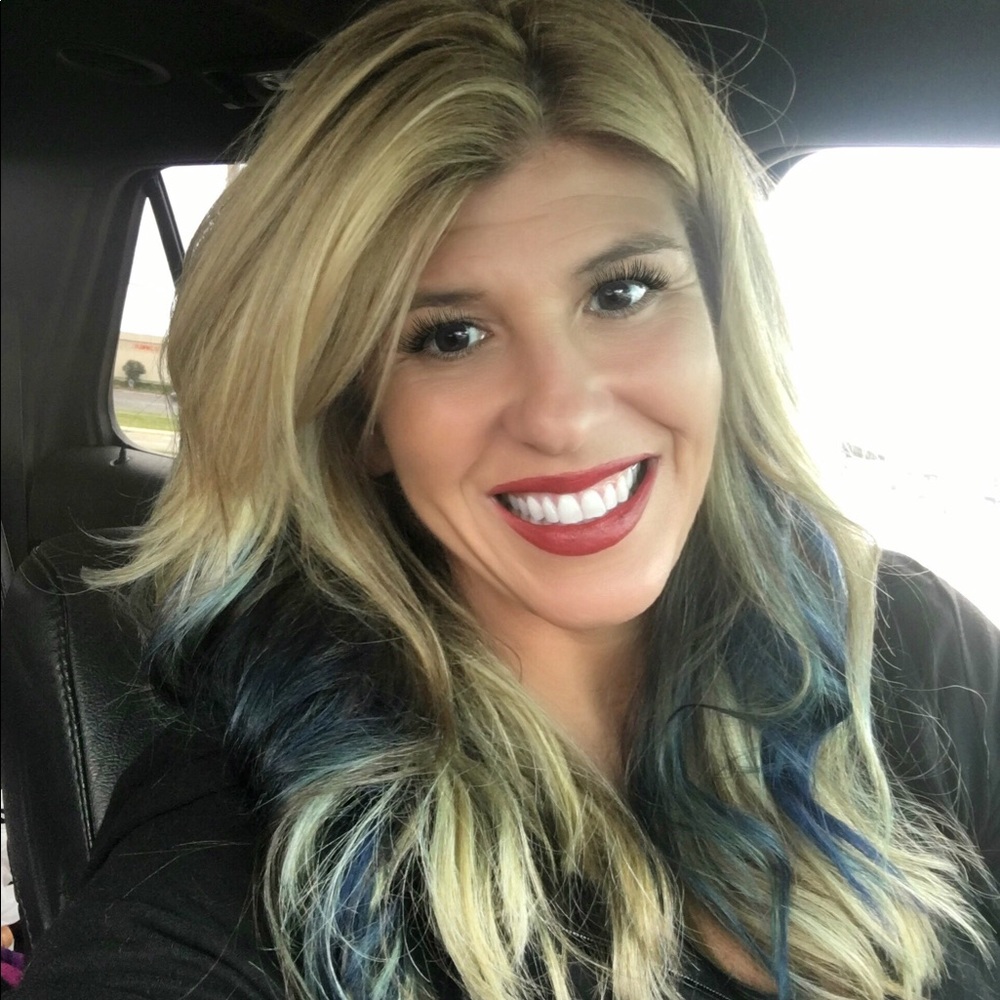 Meet your Posher, Paula